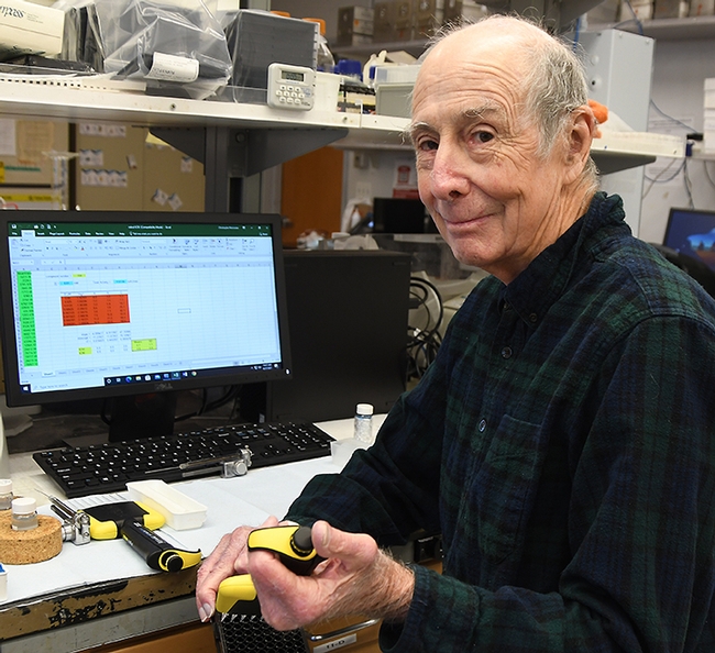 Dr. Bruce Hammock picture in a laboratory